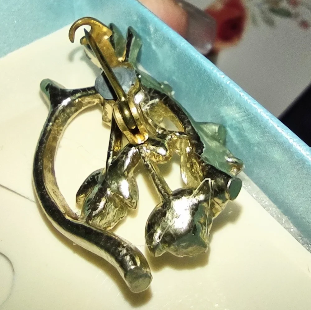 Vintage Wishbone & Flower Bouquet Brooch